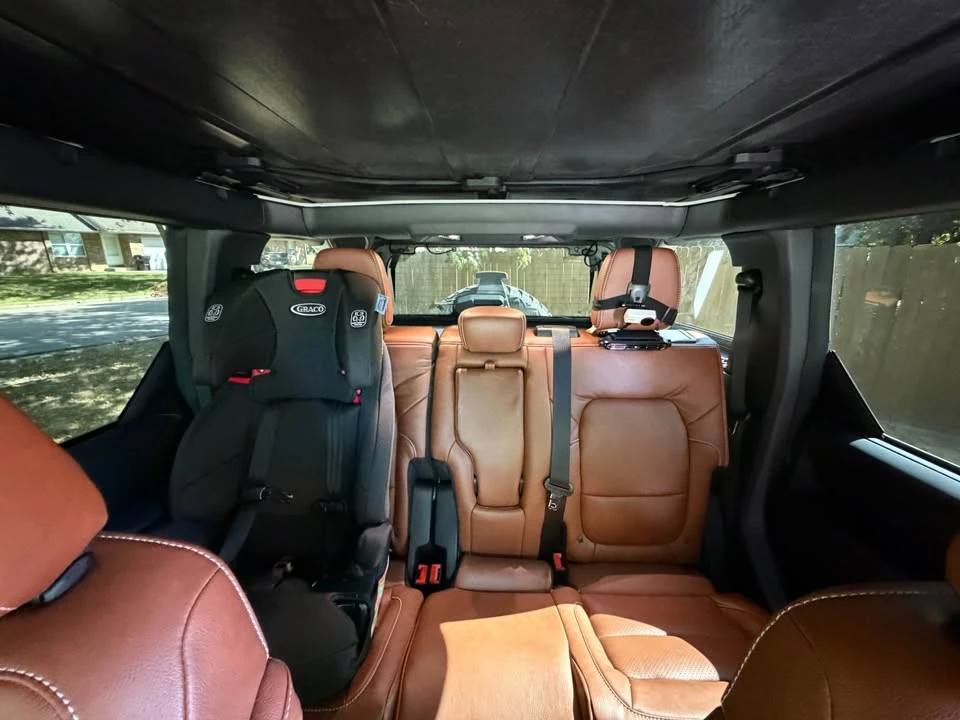 2026 Ford Bronco 6th Gen - Image 13 of 14