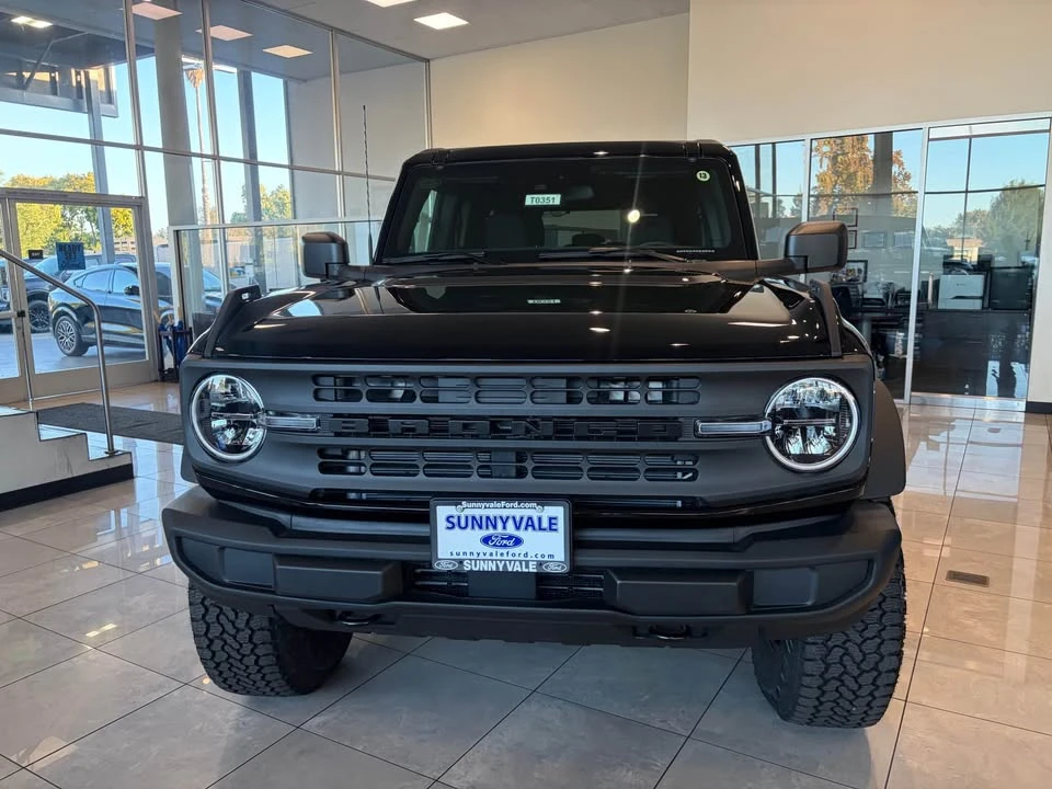 2026 Ford Bronco 6th Gen - Image 2 of 5