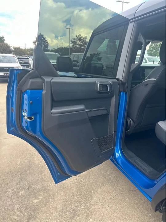 2026 Ford Bronco 6th Gen - Image 9 of 10