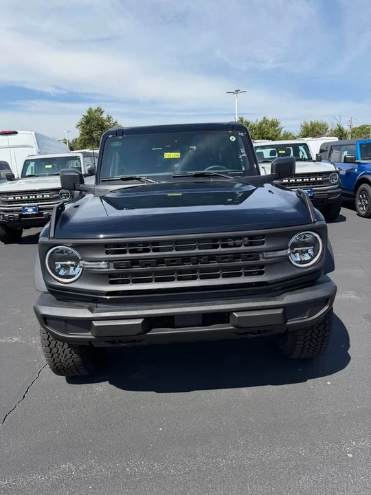2026 Ford Bronco 6th Gen - Image 13 of 13