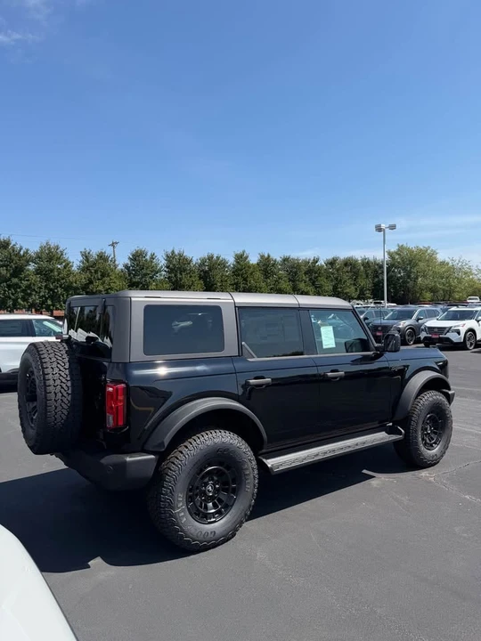 2026 Ford Bronco 6th Gen - Image 2 of 13