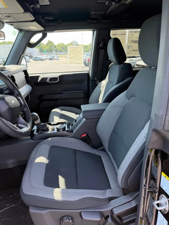 2026 Ford Bronco 6th Gen - Image 5 of 13