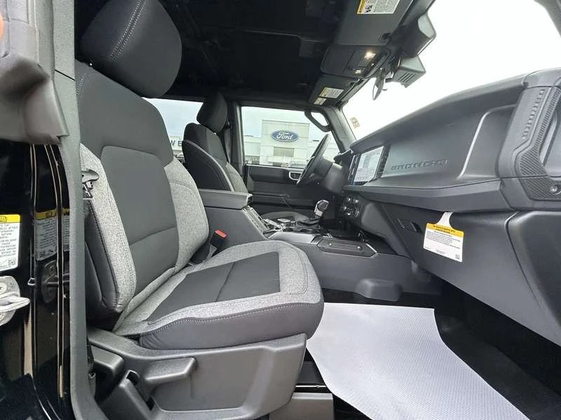 2026 Ford Bronco 6th Gen - Image 17 of 20