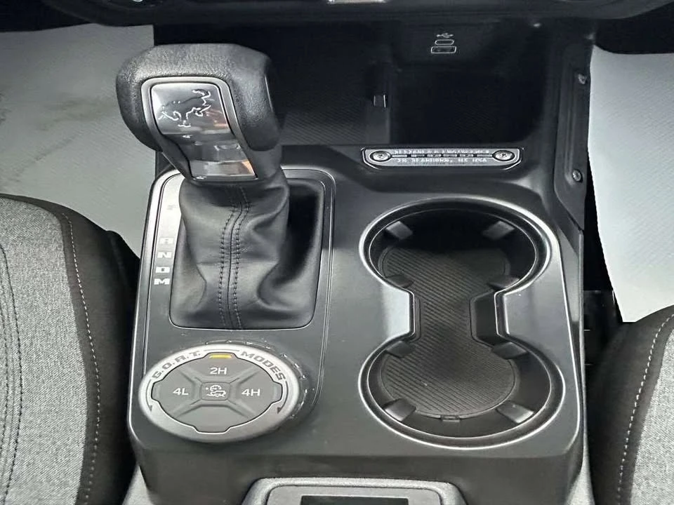 2026 Ford Bronco 6th Gen - Image 13 of 20