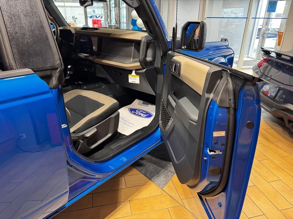 2026 Ford Bronco 6th Gen - Image 7 of 8