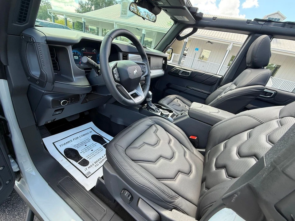 2026 Ford Bronco 6th Gen - Image 9 of 12