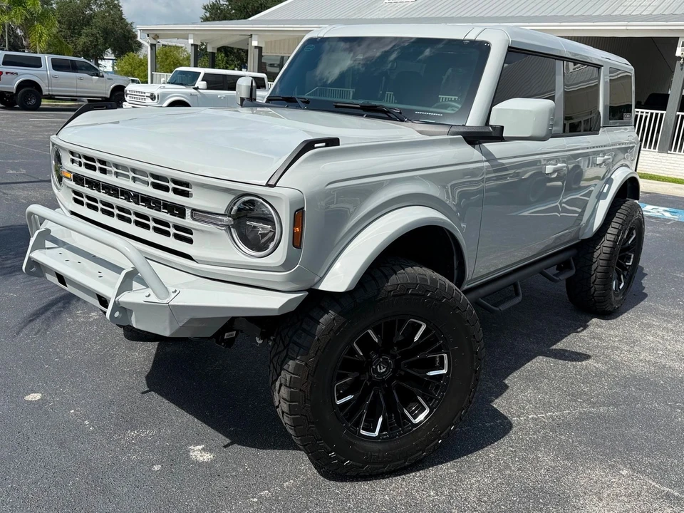2026 Ford Bronco 6th Gen - Image 8 of 12
