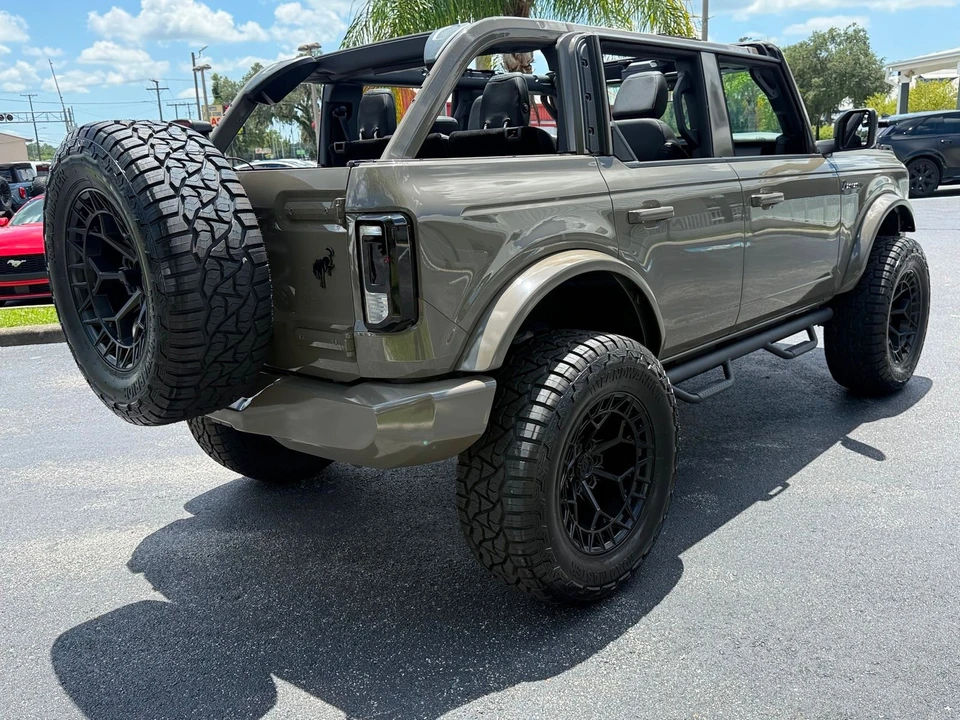 2026 Ford Bronco 6th Gen - Image 4 of 12