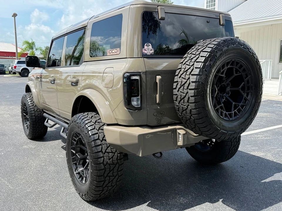 2026 Ford Bronco 6th Gen - Image 5 of 12
