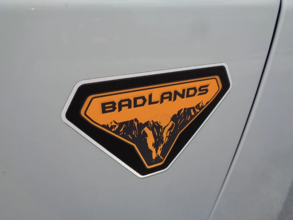 2026 Ford Bronco 6th Gen - Image 11 of 31