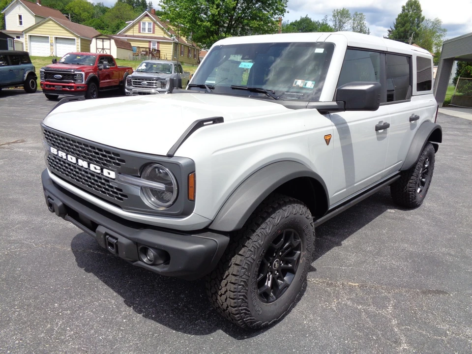 2026 Ford Bronco 6th Gen - Image 8 of 31