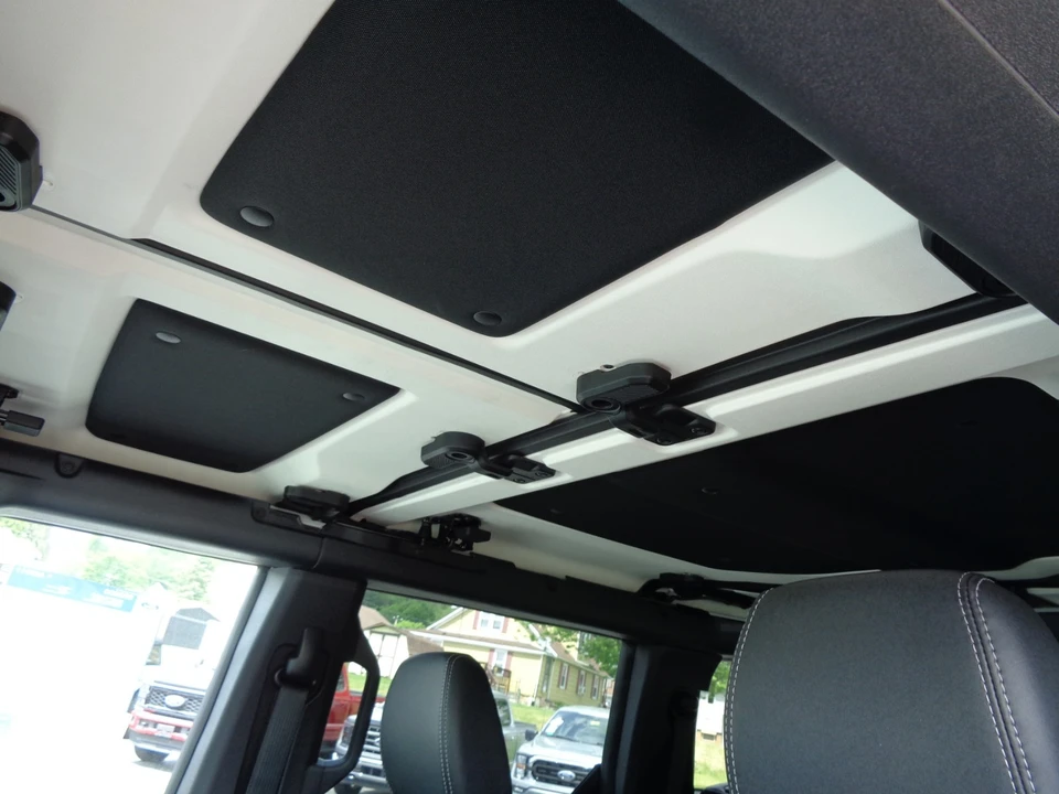 2026 Ford Bronco 6th Gen - Image 15 of 31