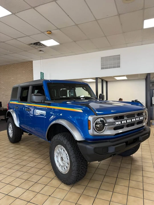 2026 Ford Bronco 6th Gen - Image 2 of 7