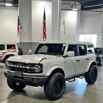 2026 Ford Bronco Outer Banks