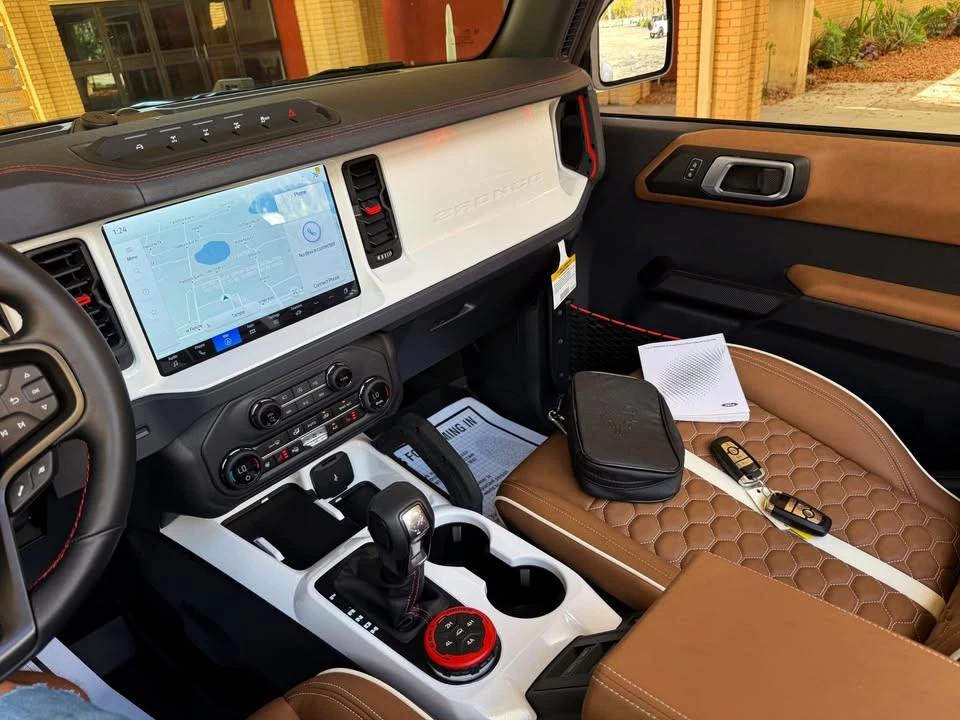 2026 Ford Bronco Raptor 6th Gen - Image 18 of 19