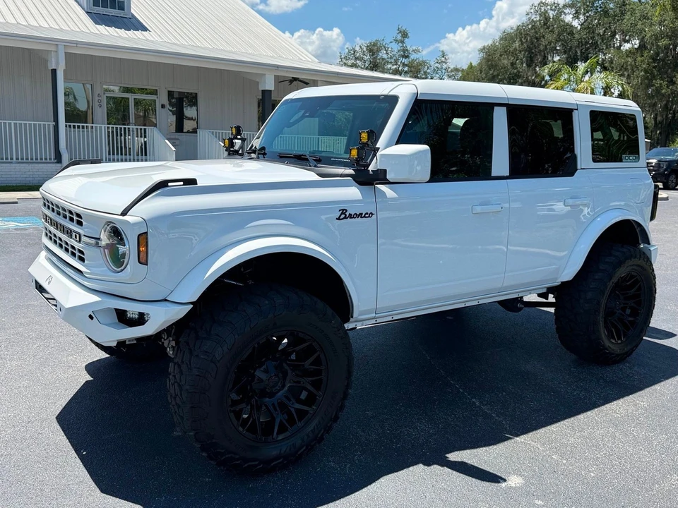 2026 Ford Bronco 6th Gen - Image 12 of 12