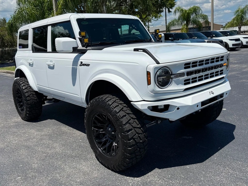2026 Ford Bronco 6th Gen - Image 8 of 12