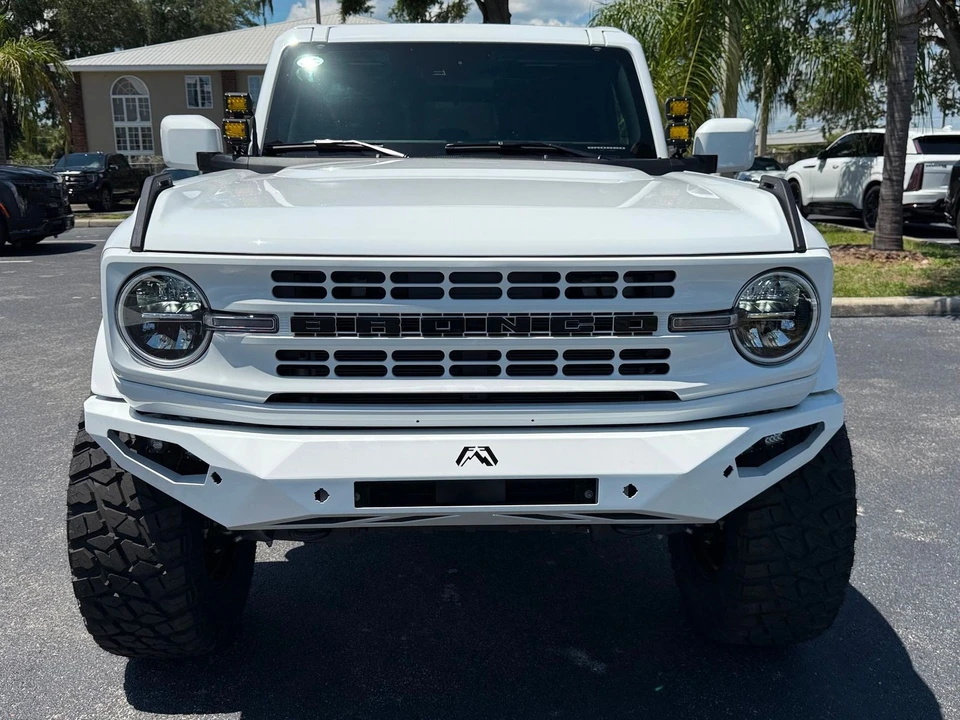 2026 Ford Bronco 6th Gen - Image 11 of 12