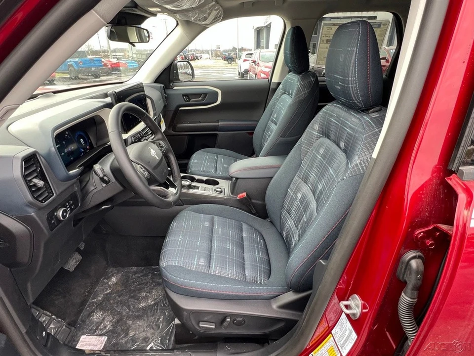 2026 Ford Bronco 6th Gen - Image 17 of 24