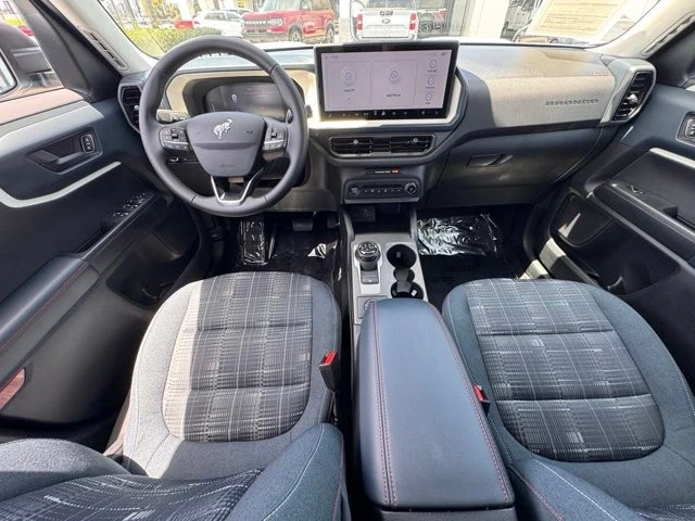 2026 Ford Bronco 6th Gen - Image 26 of 30