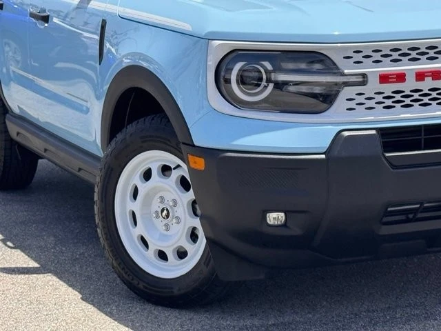 2026 Ford Bronco 6th Gen - Image 4 of 30