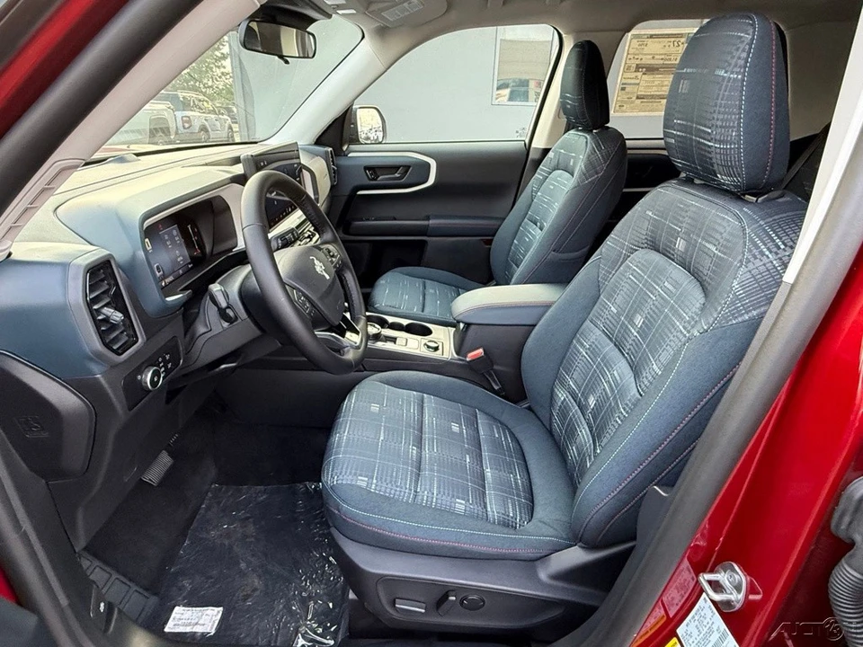 2026 Ford Bronco 6th Gen - Image 16 of 24