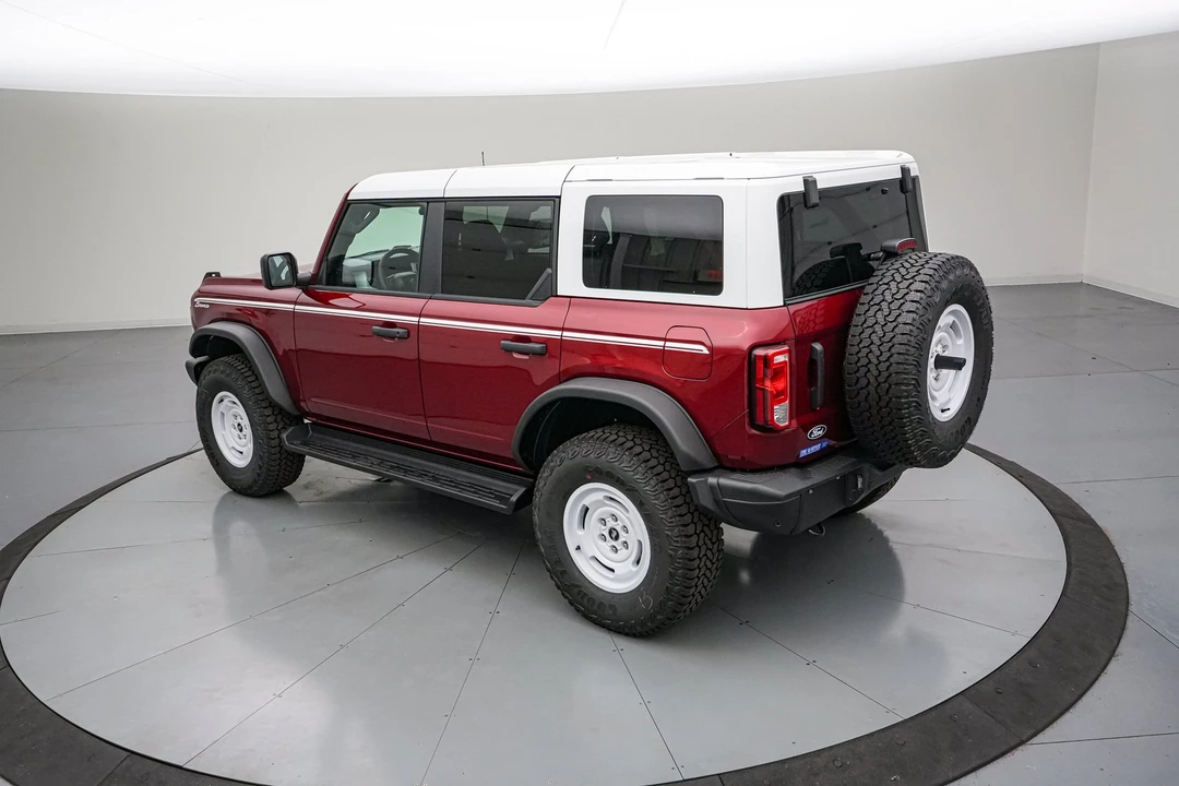 2026 Ford Bronco 6th Gen - Image 7 of 31