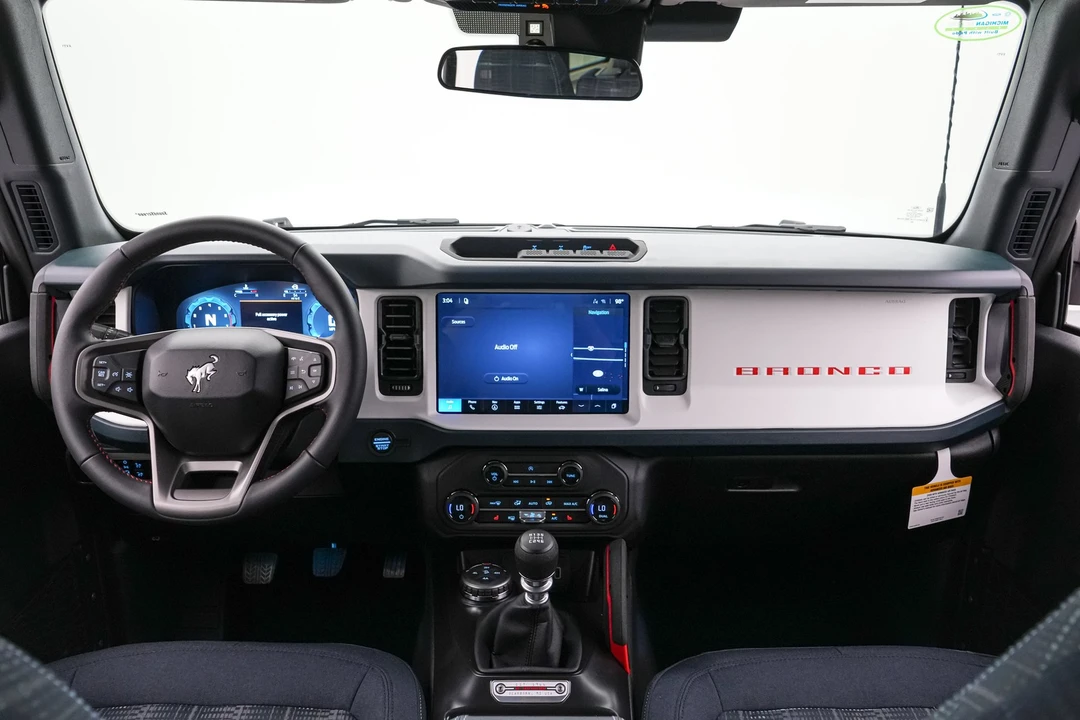 2026 Ford Bronco 6th Gen - Image 20 of 31