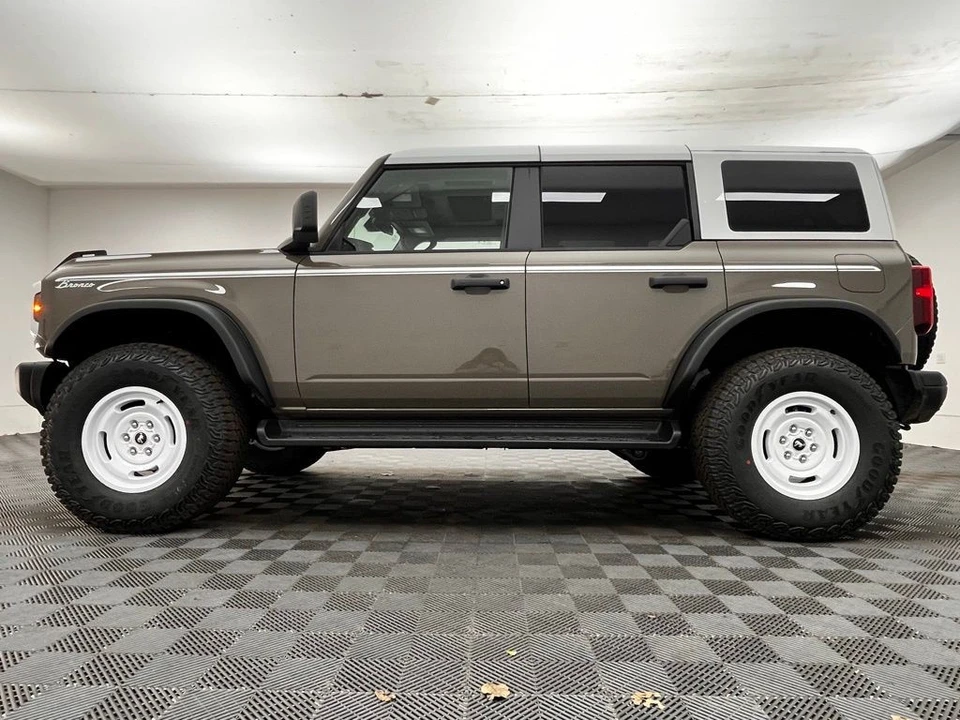 2026 Ford Bronco 6th Gen - Image 12 of 12