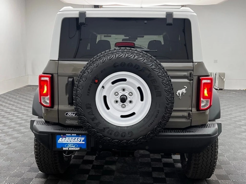 2026 Ford Bronco 6th Gen - Image 9 of 12