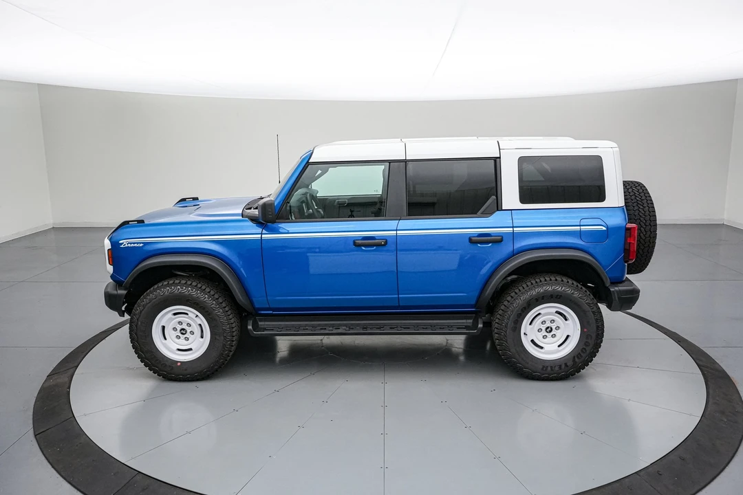 2026 Ford Bronco 6th Gen - Image 8 of 31