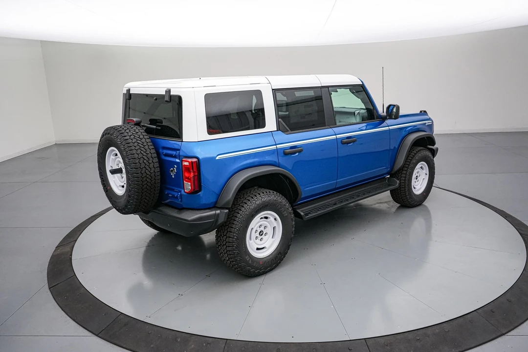 2026 Ford Bronco 6th Gen - Image 5 of 31