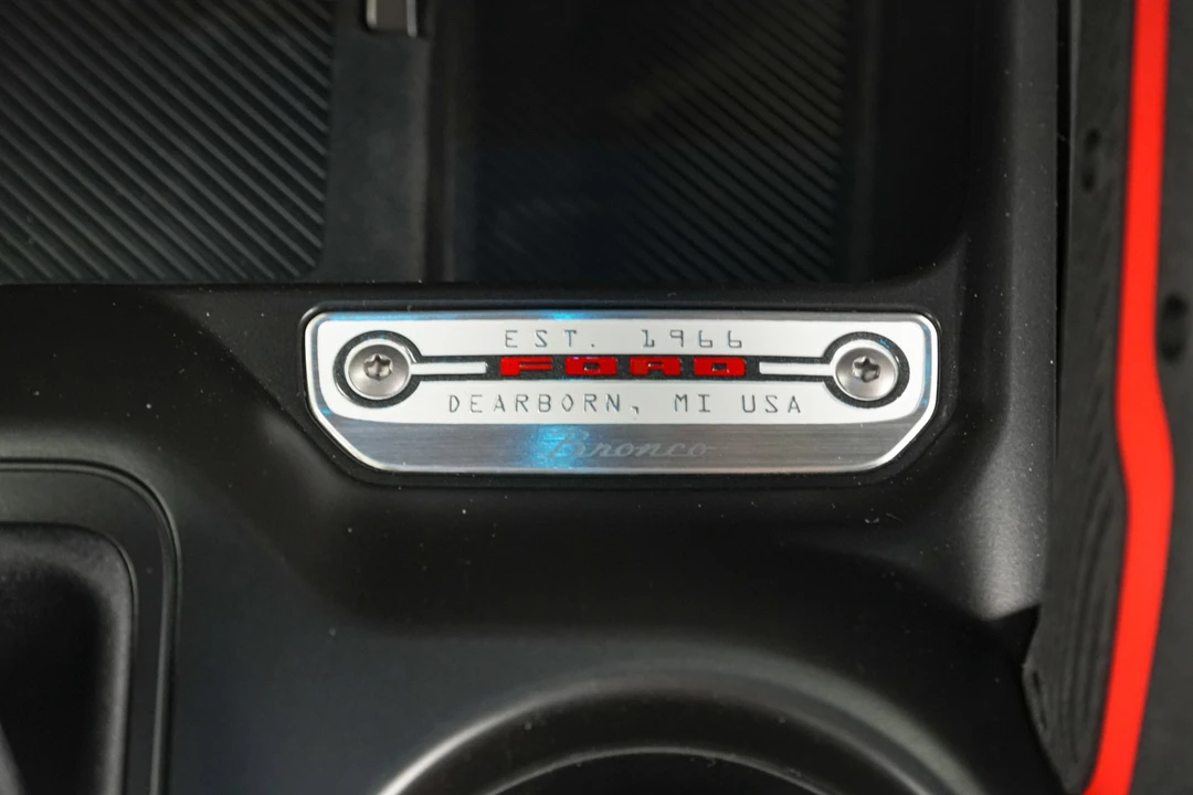 2026 Ford Bronco 6th Gen - Image 24 of 31