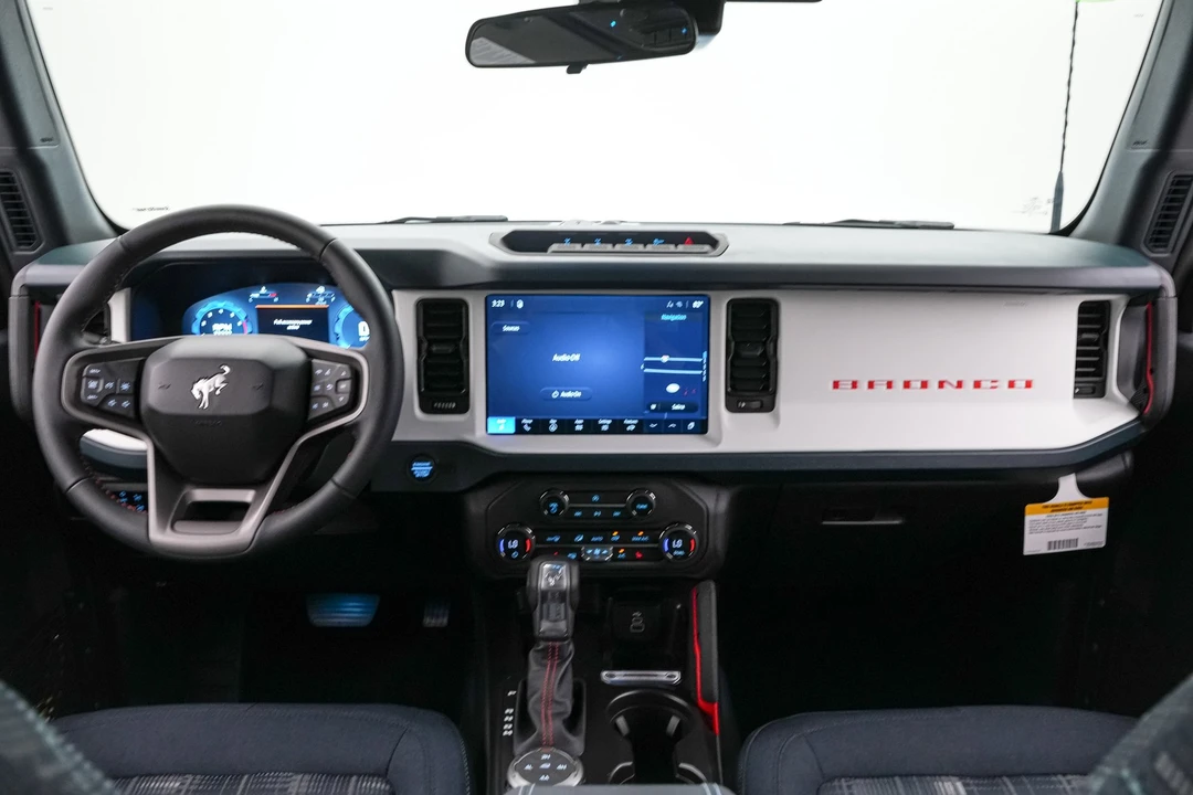 2026 Ford Bronco 6th Gen - Image 20 of 31
