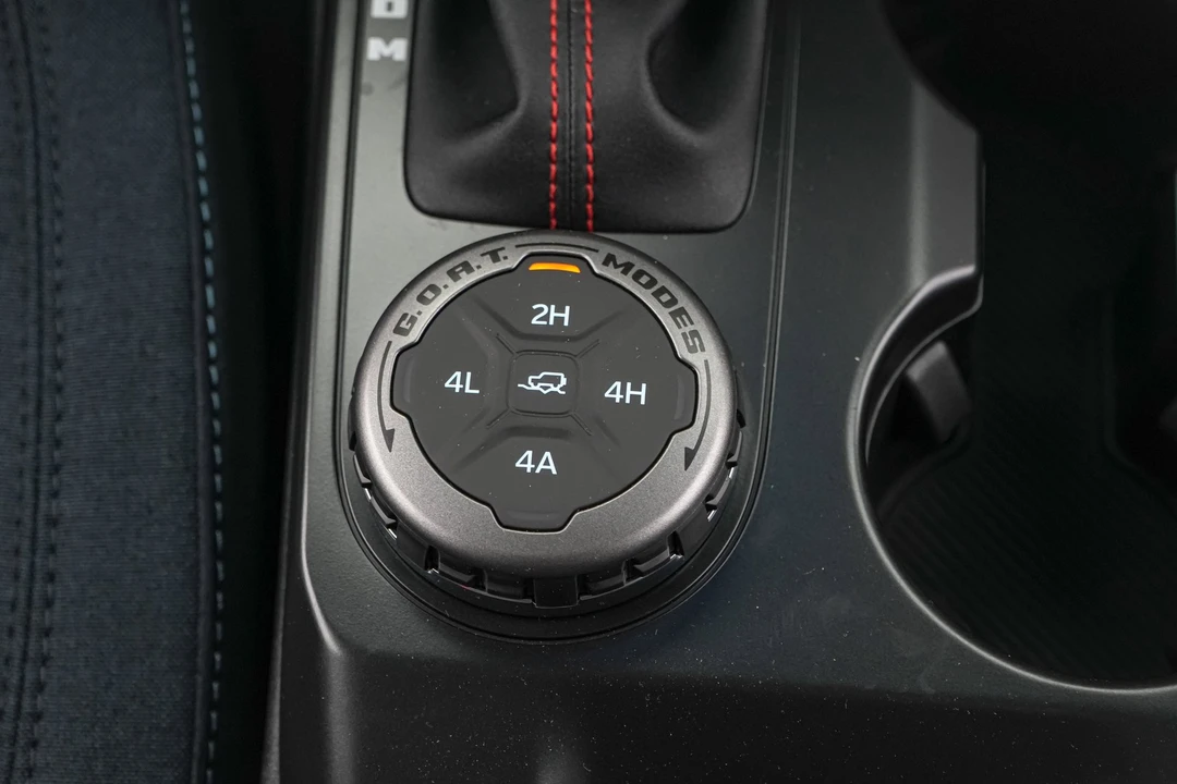 2026 Ford Bronco 6th Gen - Image 25 of 31