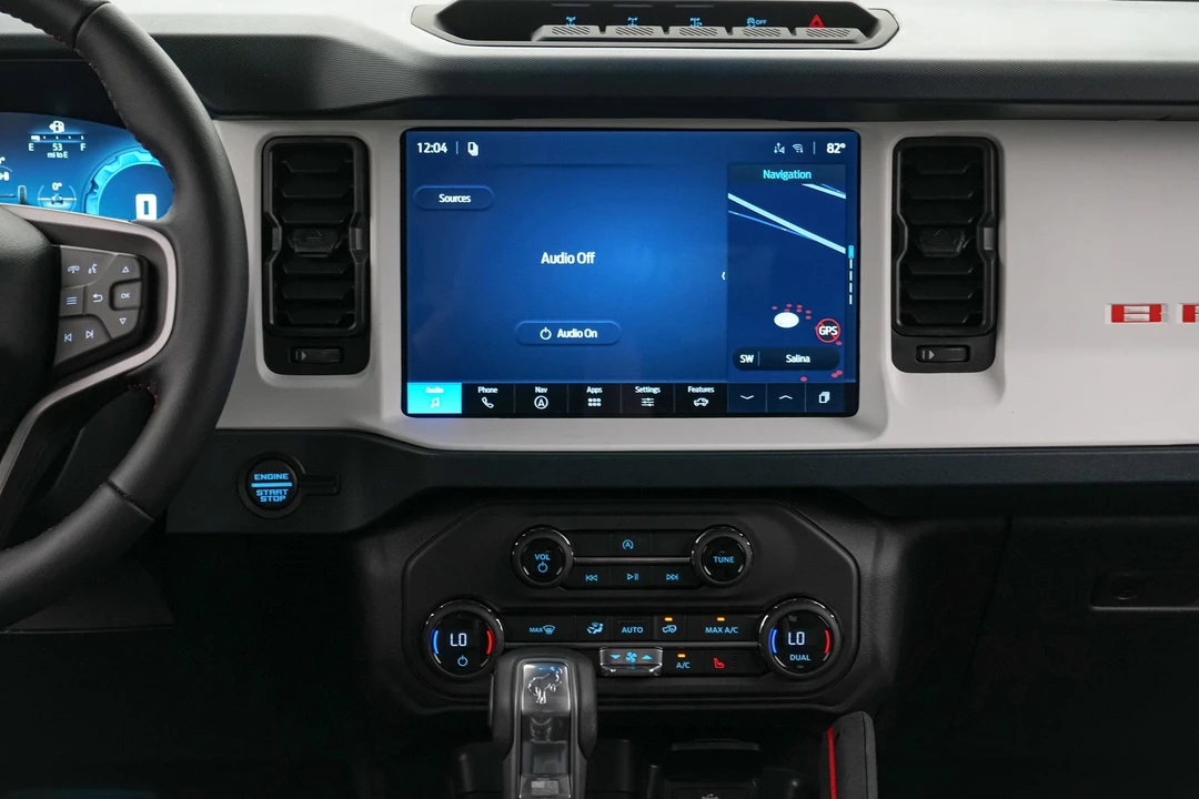 2026 Ford Bronco 6th Gen - Image 21 of 31