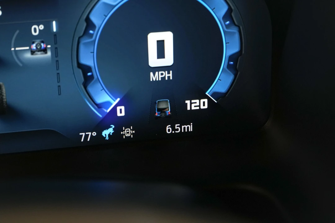 2026 Ford Bronco 6th Gen - Image 27 of 31