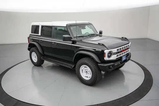 2026 Ford Bronco 6th Gen - Image 2 of 31