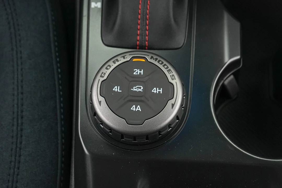 2026 Ford Bronco 6th Gen - Image 25 of 31