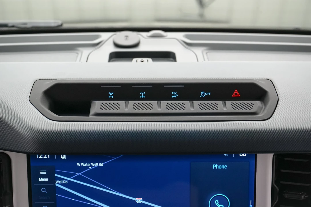 2026 Ford Bronco 6th Gen - Image 23 of 31