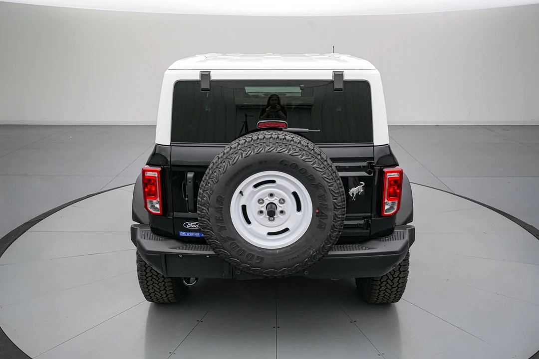2026 Ford Bronco 6th Gen - Image 6 of 31