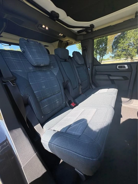 2026 Ford Bronco 6th Gen - Image 17 of 20