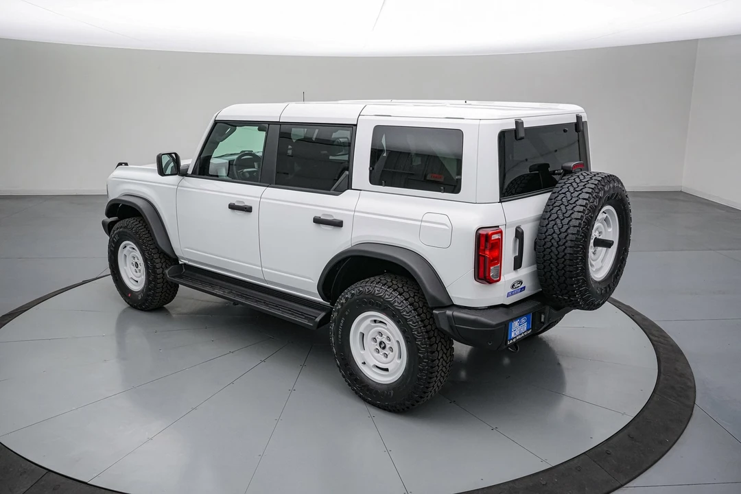 2026 Ford Bronco 6th Gen - Image 8 of 31
