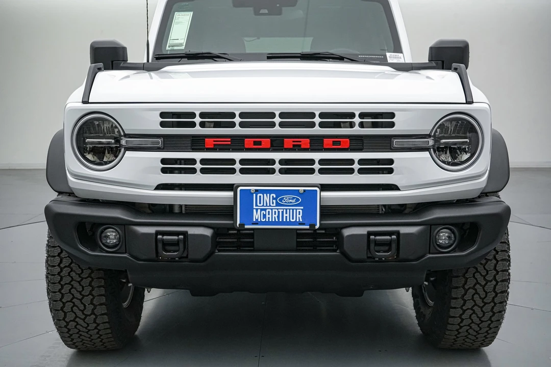 2026 Ford Bronco 6th Gen - Image 13 of 31