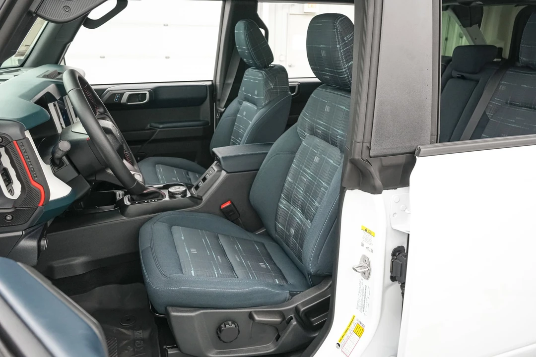 2026 Ford Bronco 6th Gen - Image 17 of 31