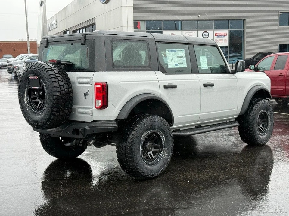 2026 Ford Bronco 6th Gen - Image 6 of 24