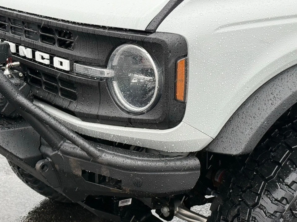 2026 Ford Bronco 6th Gen - Image 11 of 24