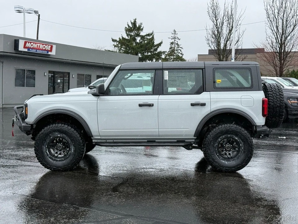 2026 Ford Bronco 6th Gen - Image 2 of 24
