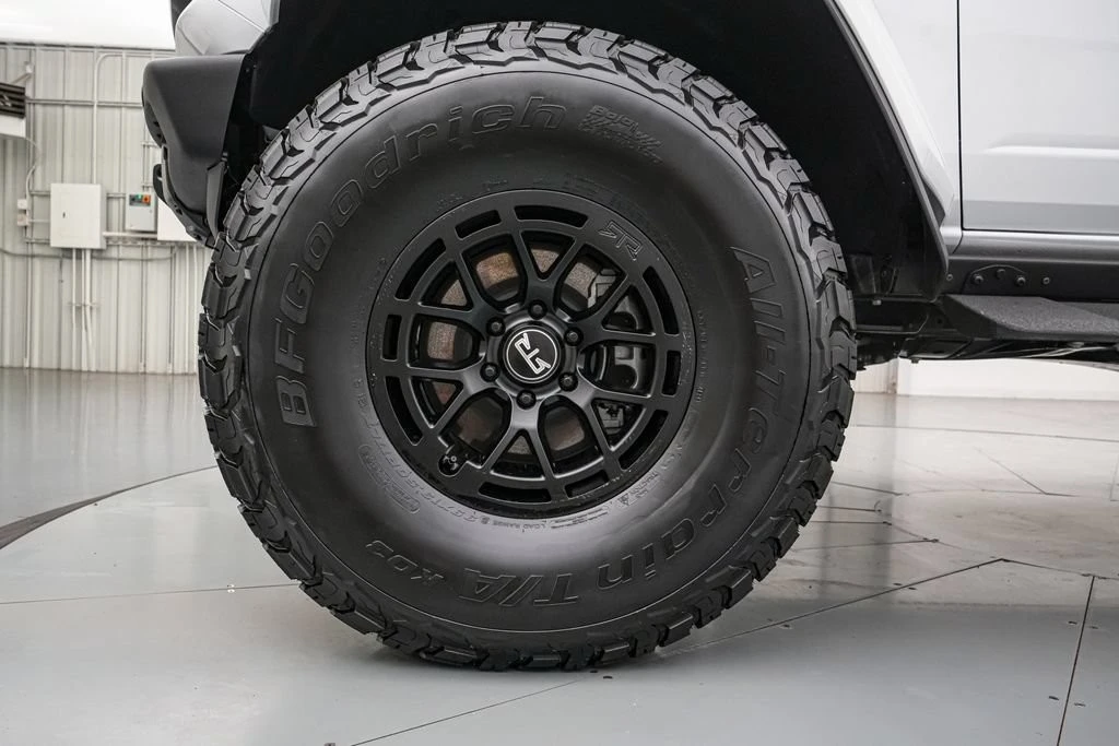 2026 Ford Bronco Raptor 6th Gen - Image 18 of 31