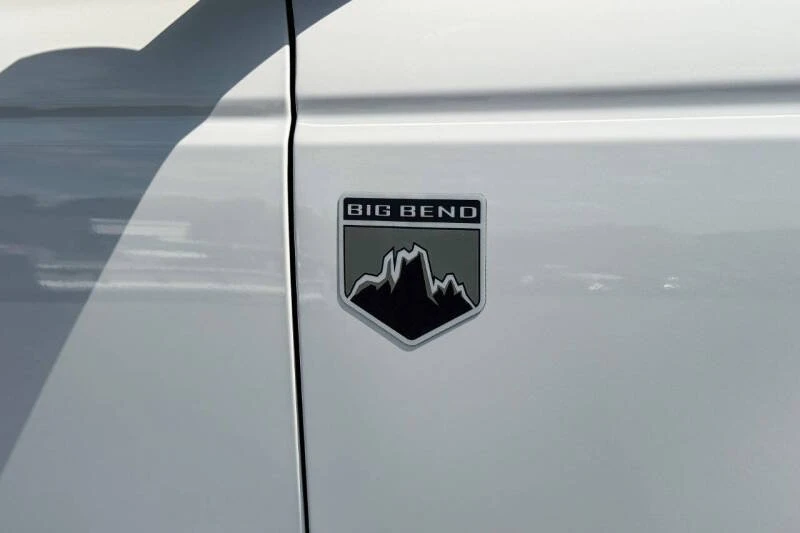 2026 Ford Bronco 6th Gen - Image 11 of 20